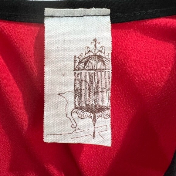 Francesca’s red and black Caberet lace backless dress size medium - Picture 6 of 7